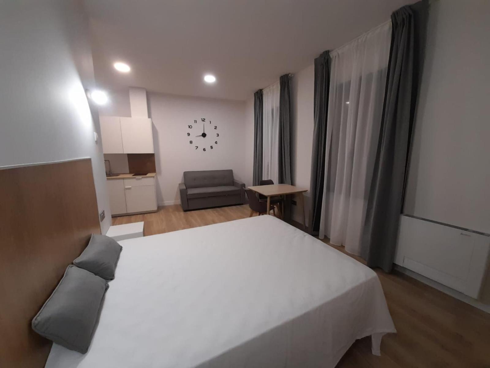 Apartamentos Recunchos Ουρένσε Εξωτερικό φωτογραφία